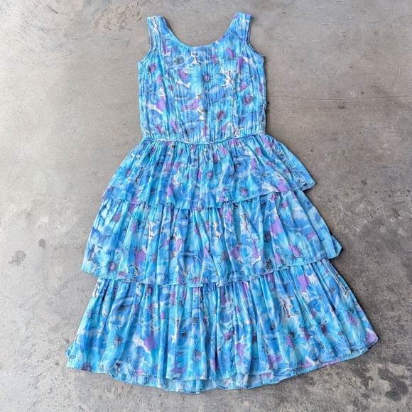 Vintage Blue Floral Sleeveless Tiered Midi Dress - Picture 10 of 10